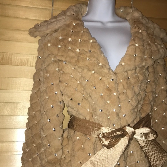 Cache Rabbit Fur and Jeweled Coat - Picture 2 of 5